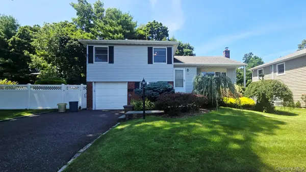 27 Humphrey Drive, Syosset, NY 11791