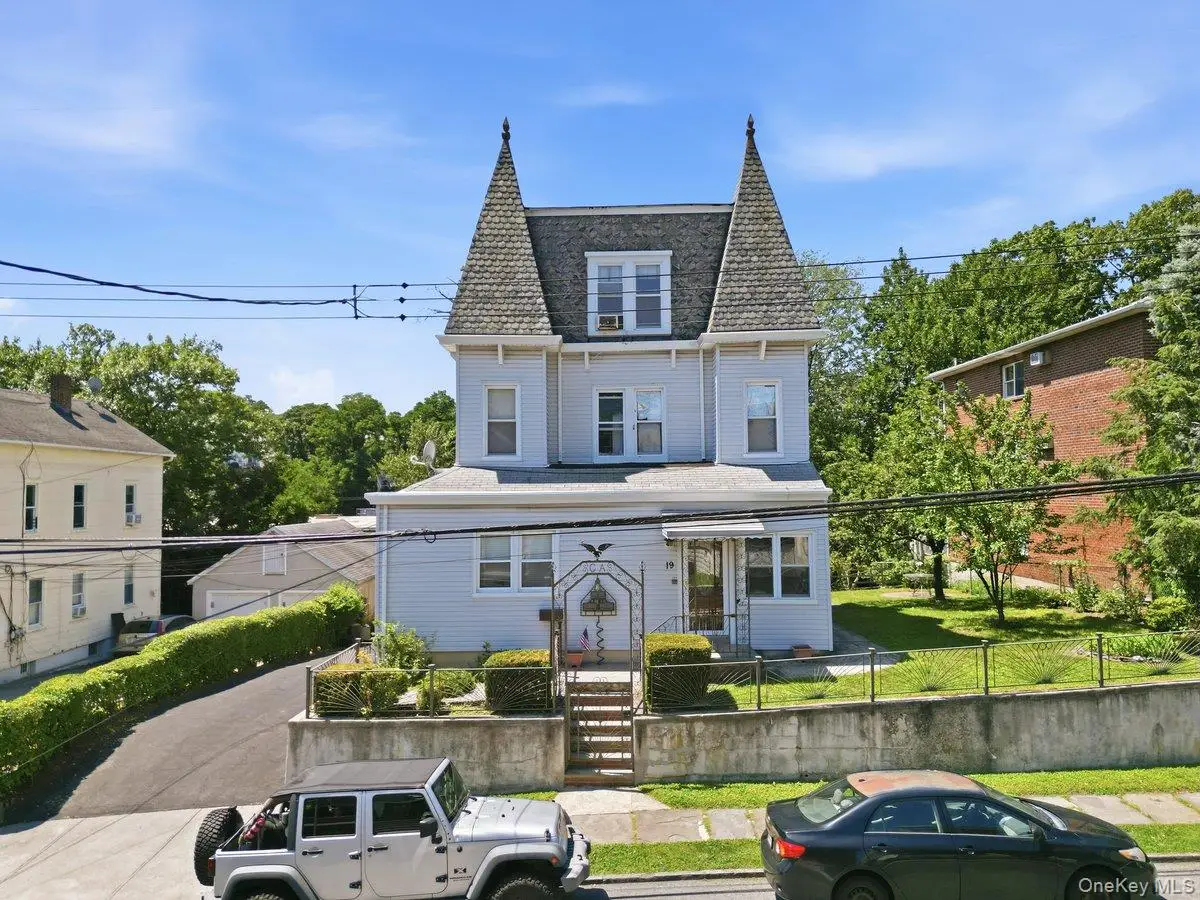 19 Ridgewood Avenue, Yonkers, NY 10704 - #1