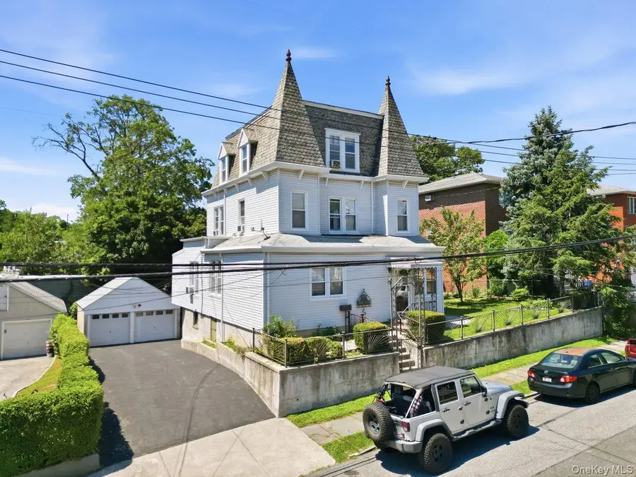 19 Ridgewood Avenue, Yonkers, NY 10704 - #2