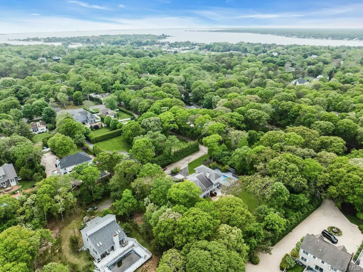 39b Bay Avenue W, Hampton Bays, NY 11946 - #1