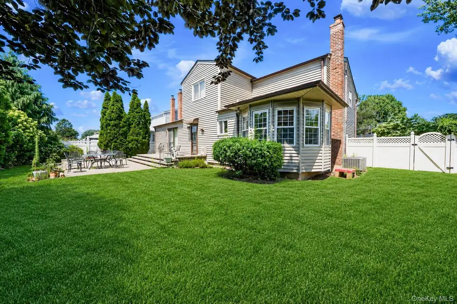 211 Meredith Lane, West Hempstead, NY 11552 - #3