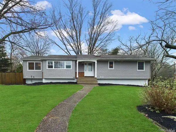37 Storyland Lane, East Setauket, NY 11733