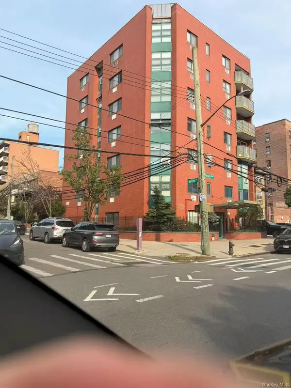 4133 Parsons Boulevard #8A, Flushing, NY 11355