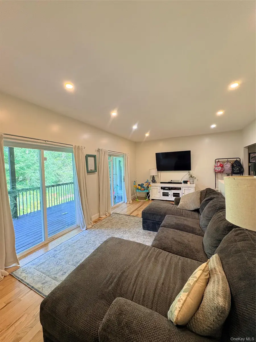 50 Hambletonian Avenue, Chester, NY 10918 - #3