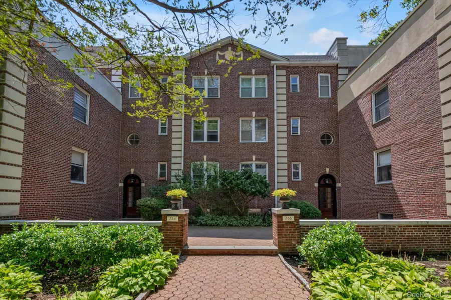 786 Palmer Road #1F, Bronxville, NY 10708 - #2