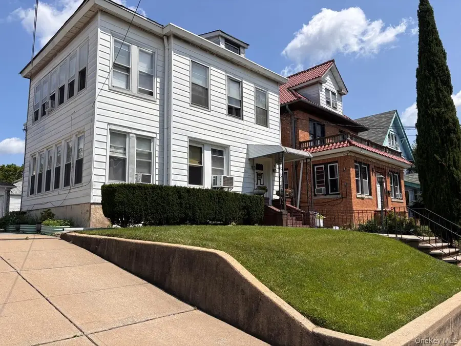 150-29 86th Avenue, Jamaica, NY 11432 - #3
