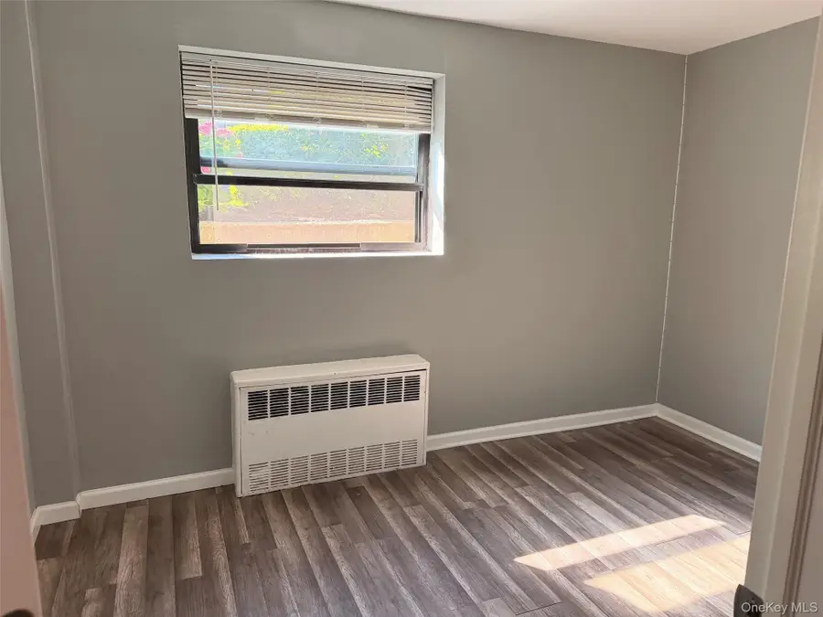 20 Shady Glen Court #H, New Rochelle, NY 10805 - #2