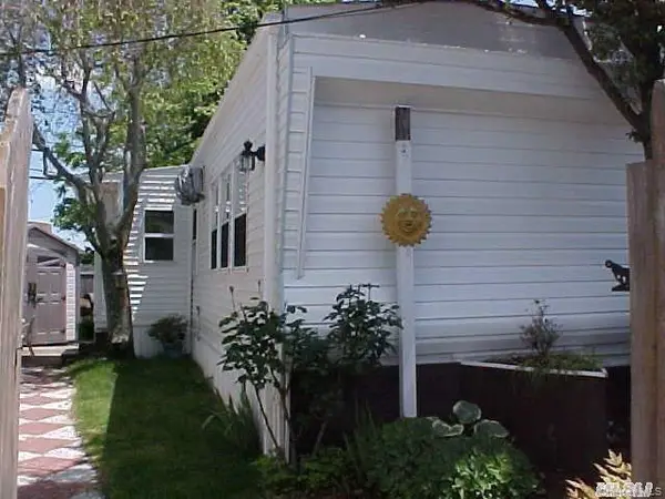 150 Main Street #1F, Islip, NY 11751