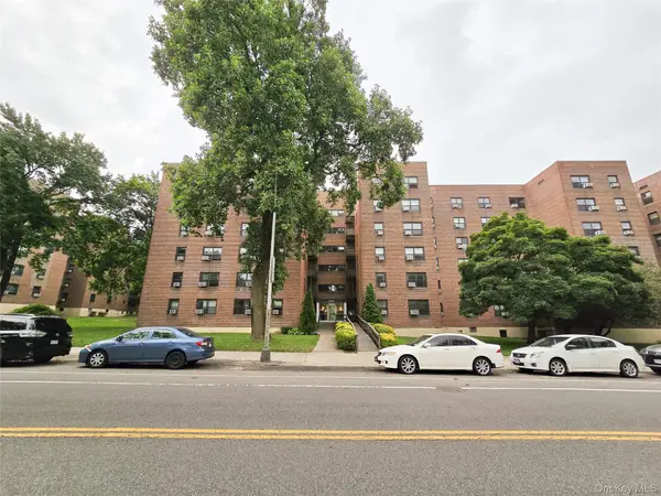 211-10 73rd Avenue #3D, Bayside, NY 11364