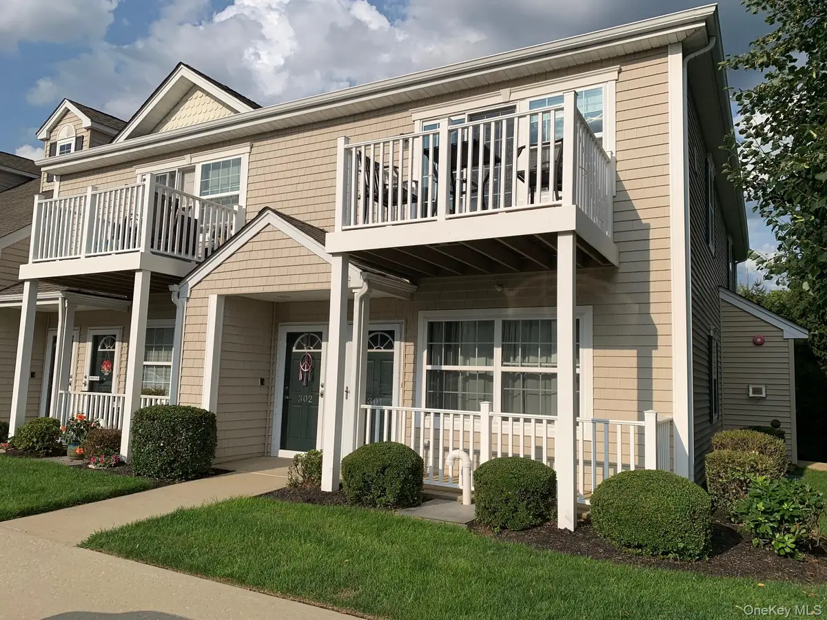 301 Willow Lane, Valley Stream, NY 11580 - #1