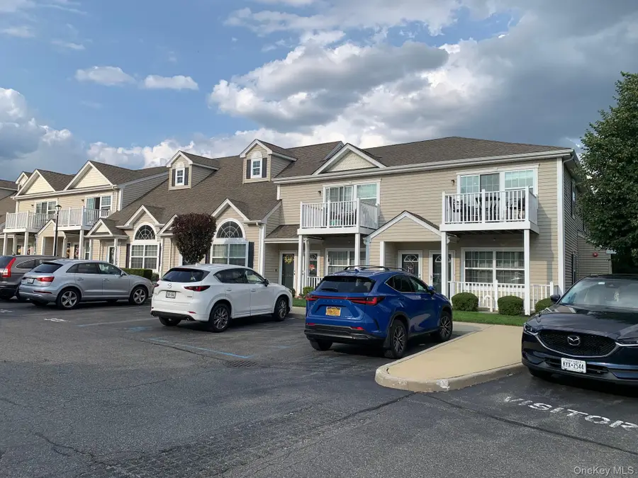 301 Willow Lane, Valley Stream, NY 11580 - #3