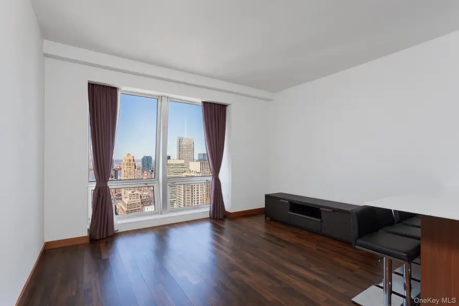 400 Fifth Avenue, Manhattan, NY 10018 - #2