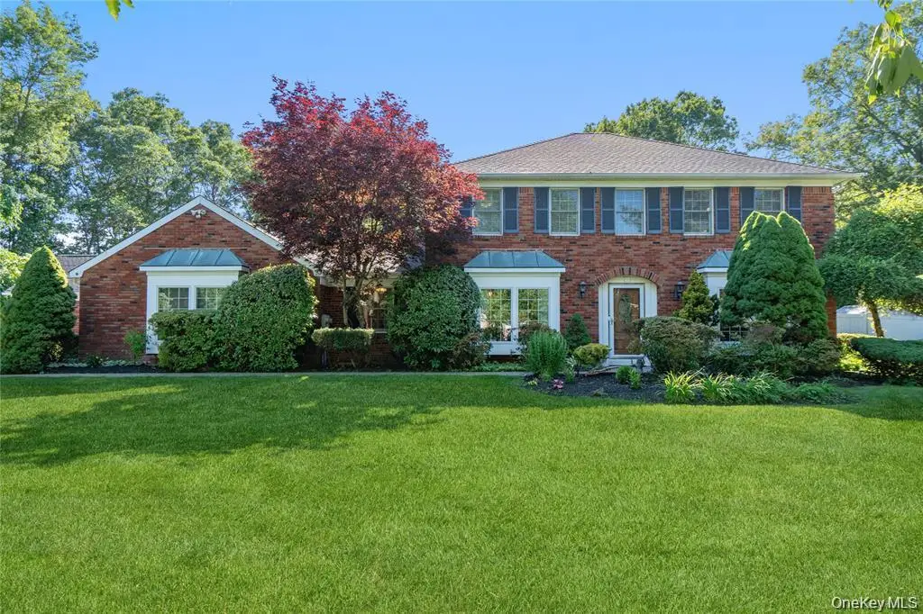15-17 Park Woods Lane, Kings Park, NY 11754 - #1