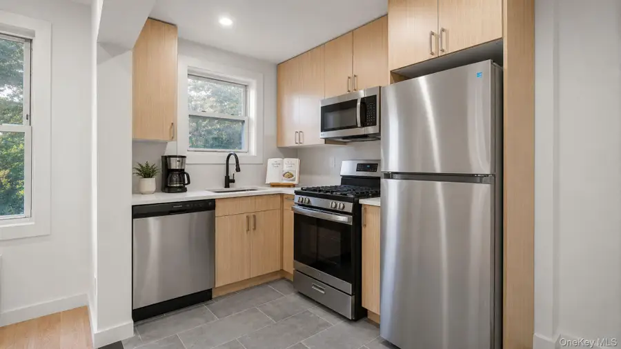 4135 Murdock Avenue, Bronx, NY 10466 - #3