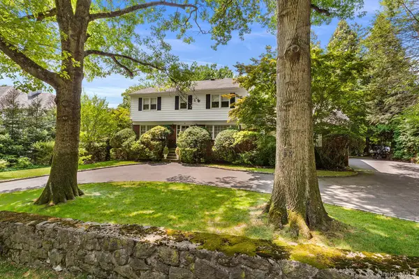 19 Carlton Road, Bronxville, NY 10708
