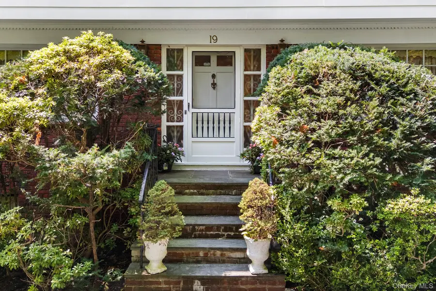19 Carlton Road, Bronxville, NY 10708 - #2
