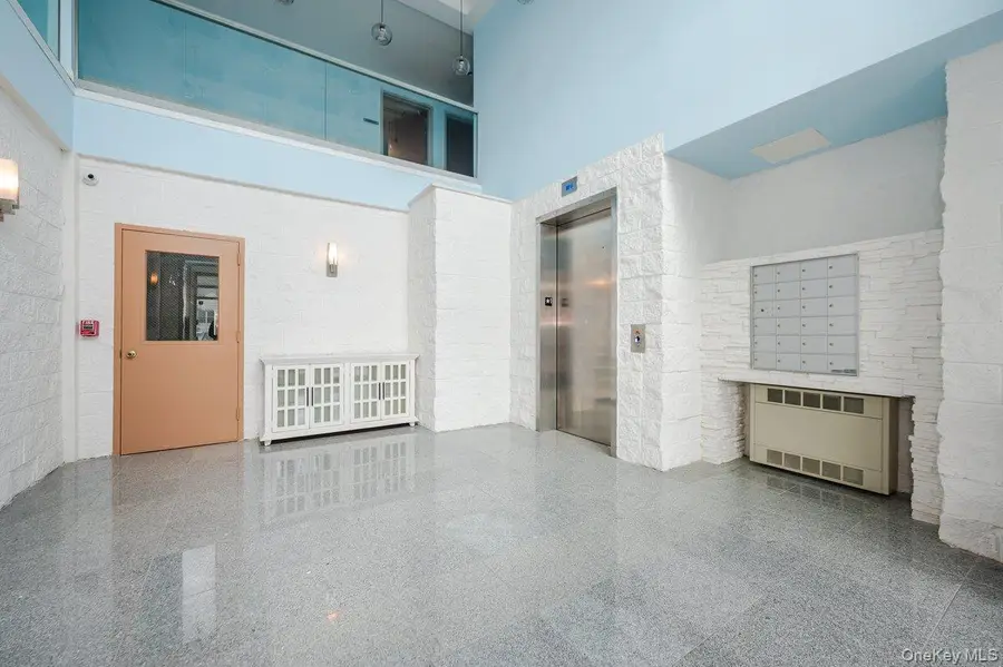661 W Broadway #404, Long Beach, NY 11561 - #2