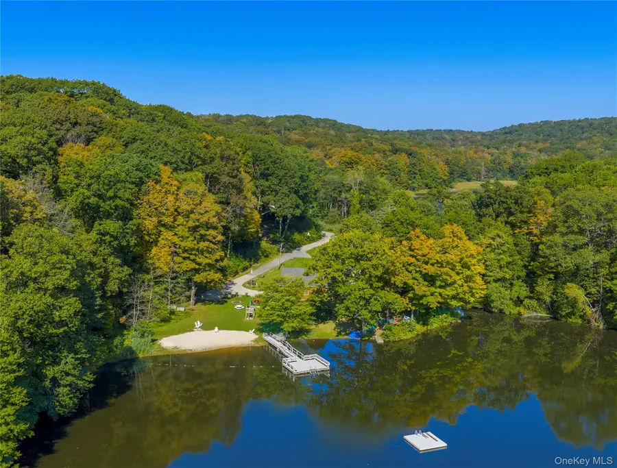 22 Hickory Lane, Pawling, NY 12564 - #2