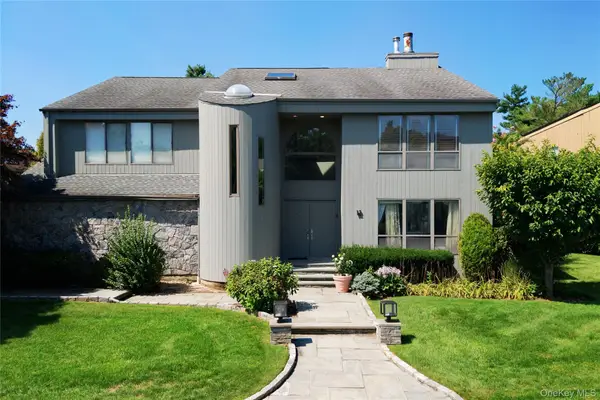 12 Princeton Drive, Syosset, NY 11791