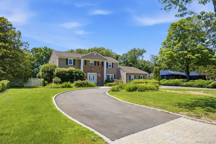 25 Artisan Avenue, Huntington, NY 11743 - #3