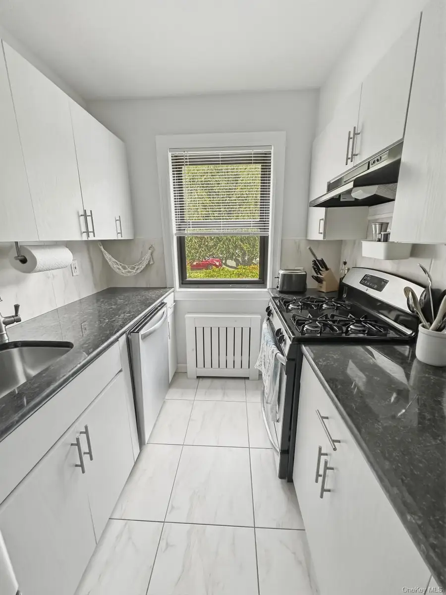 199-08 21st #1-327, Whitestone, NY 11357 - #2