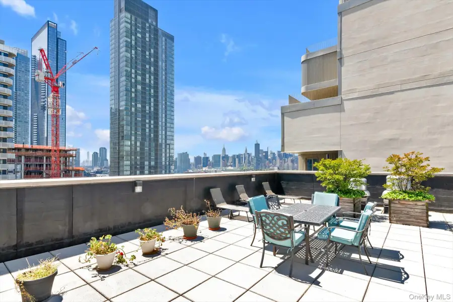 2415 Queens Plaza N #6B, Long Island City, NY 11101 - #2