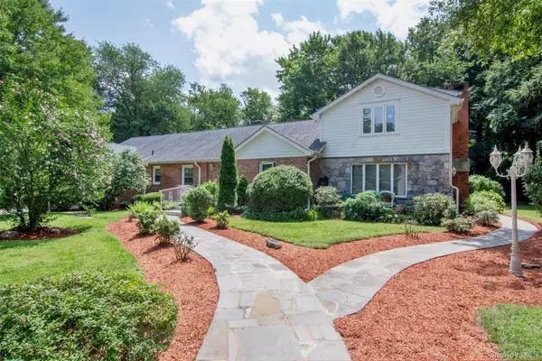 23 Barnaby Lane, Hartsdale, NY 10530