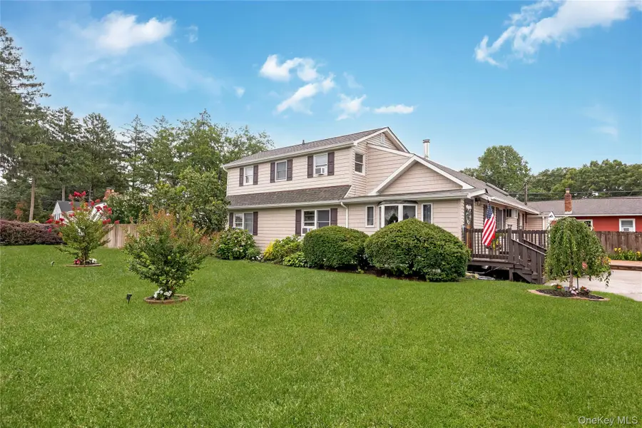 208 Ford Street, Holbrook, NY 11741 - #3