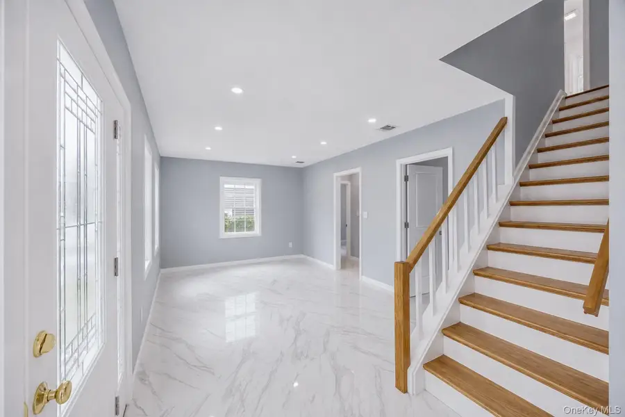 306 Greeley Avenue, Sayville, NY 11782 - #2
