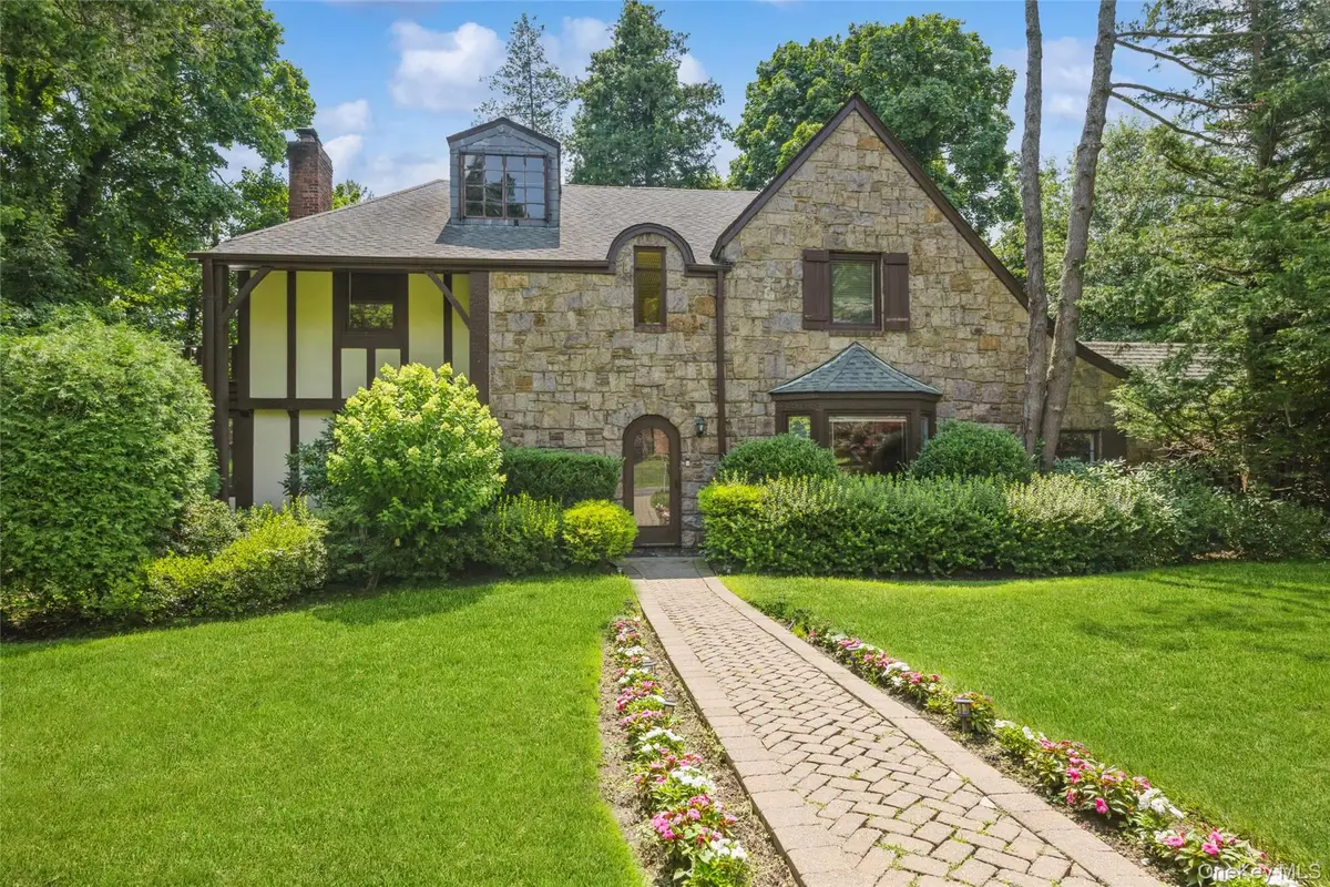 1 Winfield Terrace, Great Neck, NY 11023 - #1