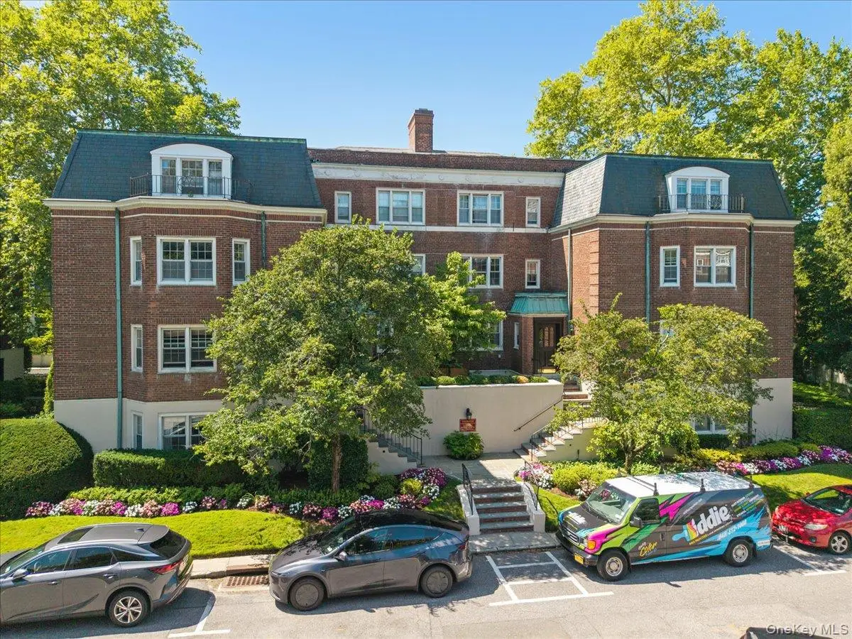 7 Chateaux Circle #7F, Scarsdale, NY 10583 - #1