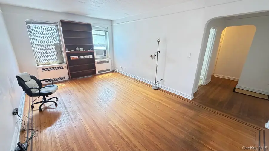 61-41 Saunders Street #B67, Rego Park, NY 11374 - #3