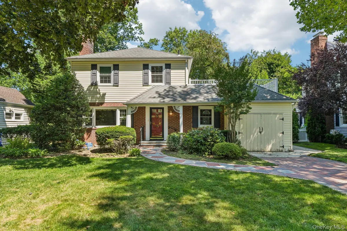 93 Transverse Road, Garden City, NY 11530 - #1