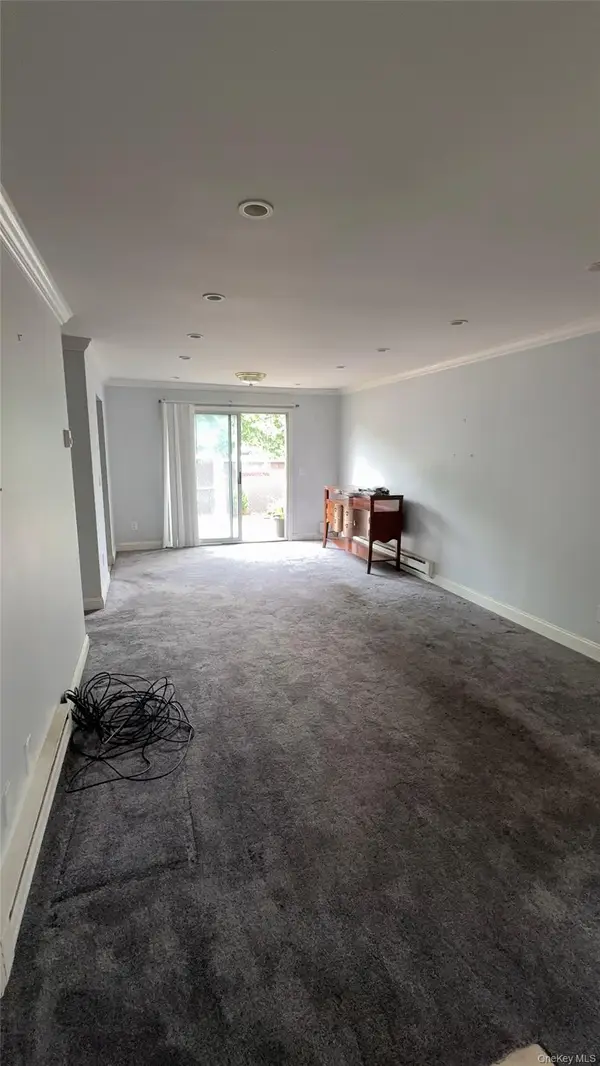 15 Harrison Avenue #57G, Amityville, NY 11701