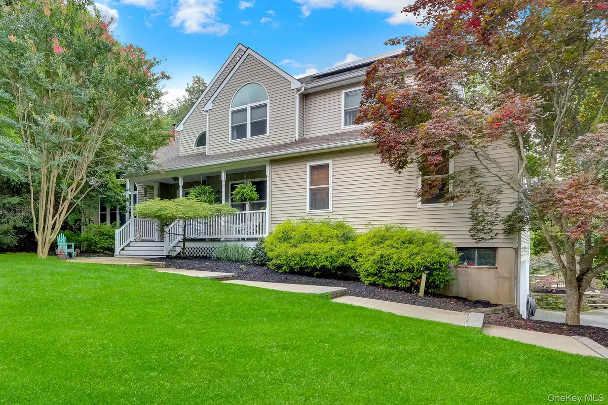4 Apple Lane, Wading River, NY 11792 - #1