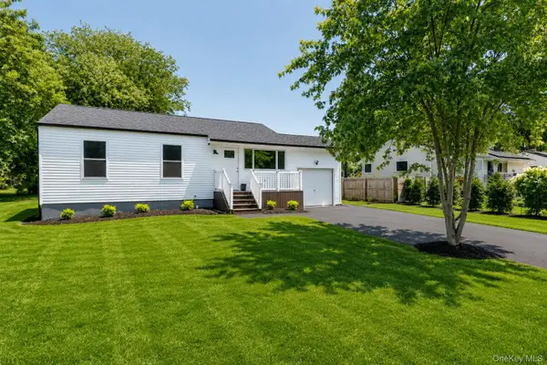743 Hoffman Avenue, Bellport, NY 11713