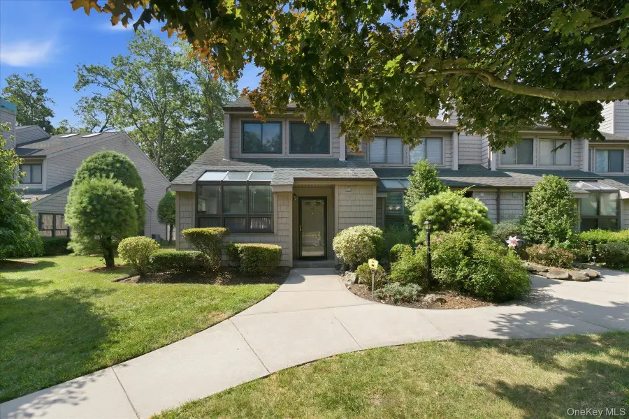 112 Beecher Avenue Extension, East Islip, NY 11730 - #2