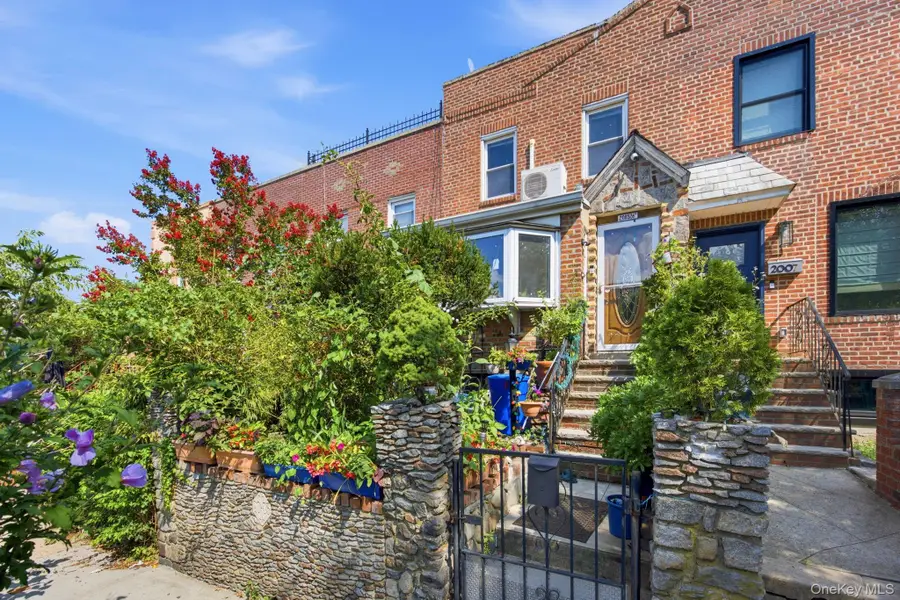 2005 26th Street, Astoria, NY 11105 - #2