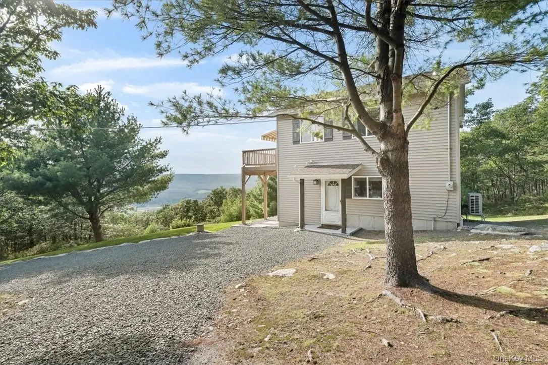 96 Treetops Trail, Bloomingburg, NY 12721 - #1