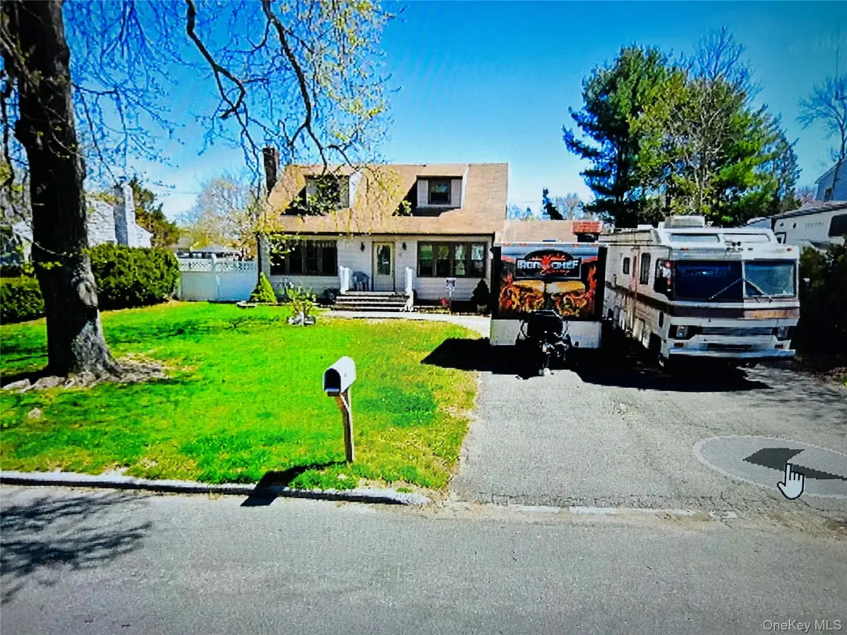 15 Orchid Lane, Commack, NY 11725 - #1