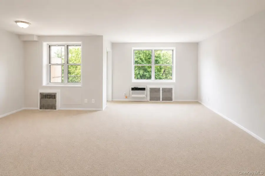 636 N Terrace Avenue #3-E, Mount Vernon, NY 10552 - #3