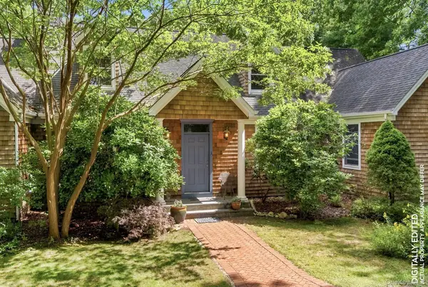 111 Merchants Path, Sag Harbor, NY 11963