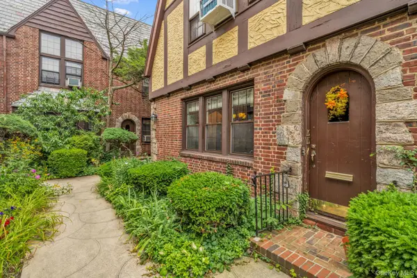 35-05 167th Street #15, Flushing, NY 11358