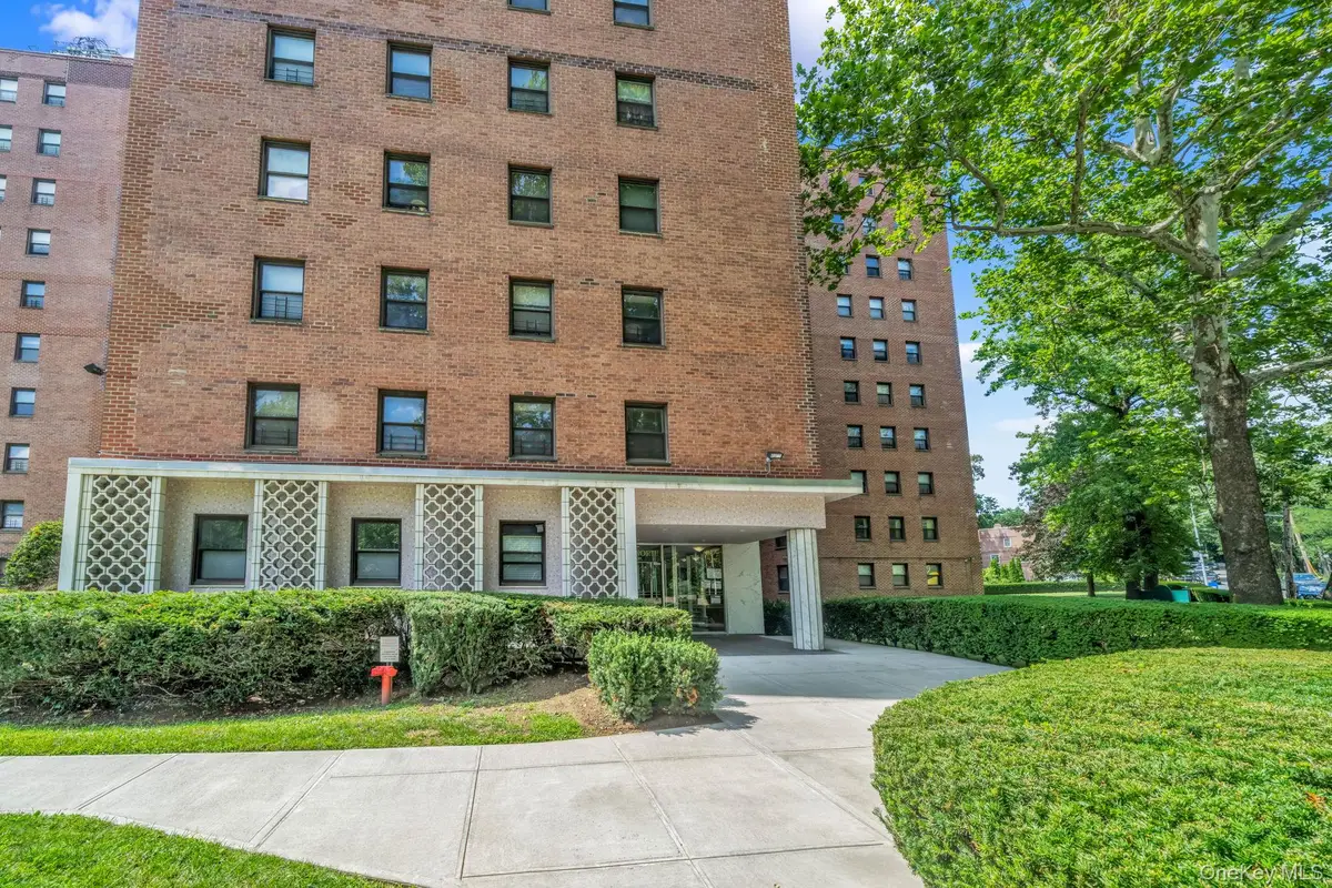 4901 Henry Hudson Parkway W #6E, Bronx, NY 10471 - #1