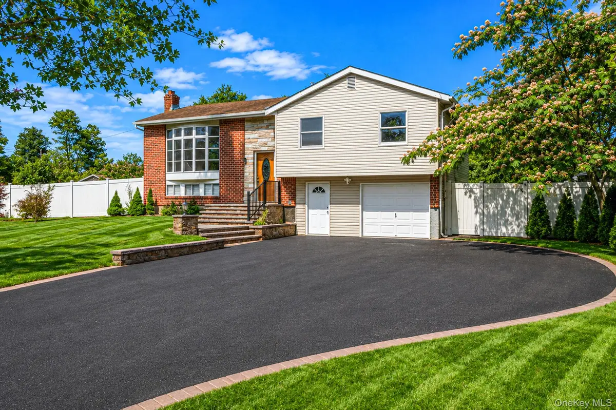 3 Richlee Drive, East Northport, NY 11731 - #1