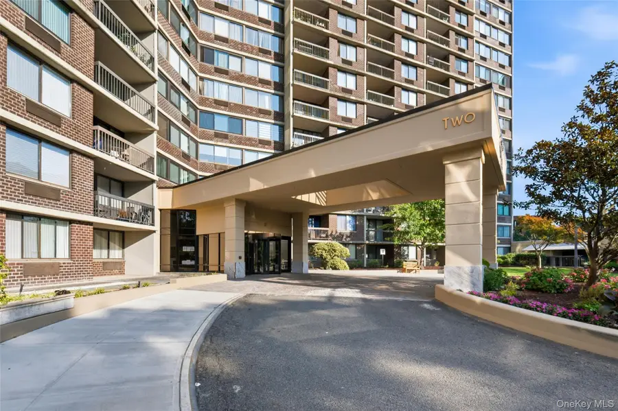 2 Bay Club Drive #11Z, Bayside, NY 11360 - #2