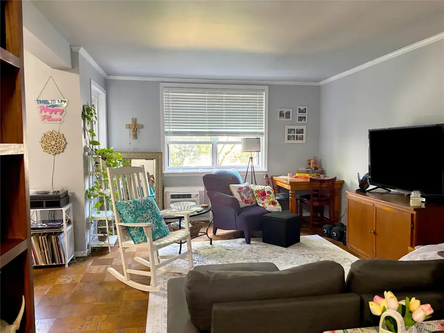 315 W 232nd Street #2M, Bronx, NY 10463 - #2