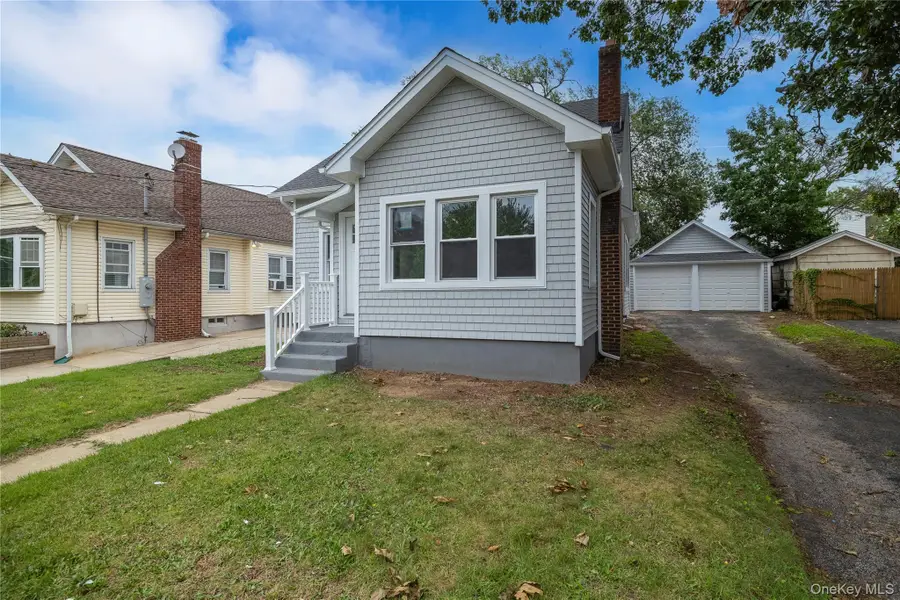 171 S Brookside Avenue, Freeport, NY 11520 - #2