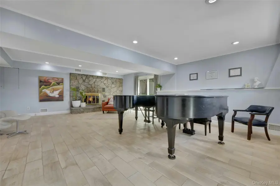 14 Russell Place, Dobbs Ferry, NY 10522 - #3