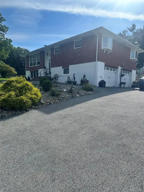 38 W Taconic Road, Wappingers Falls, NY 12590